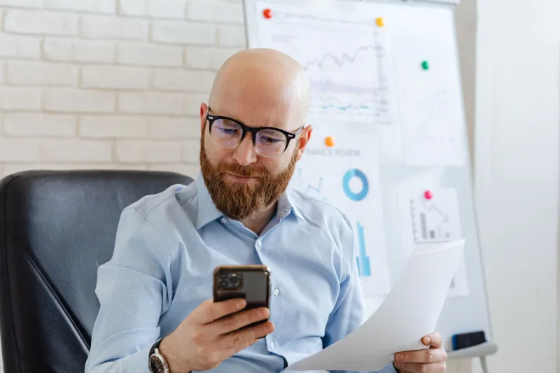 Your Group Chat Is Not a Financial Advisor