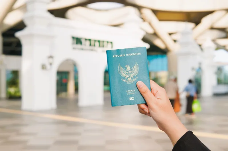 Green Card in Hand, Now What? The Wealth Playbook Nobody Gives You at Each Immigration Milestone